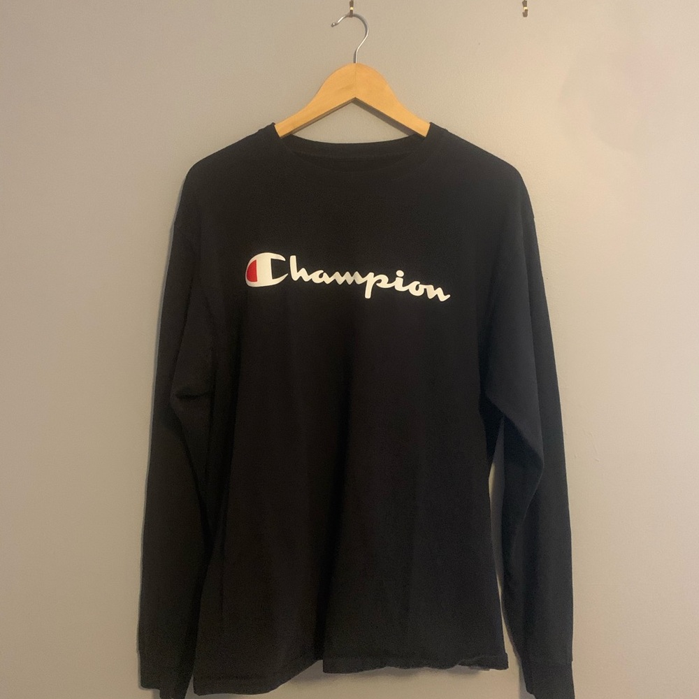 Champion long sleeve shirt